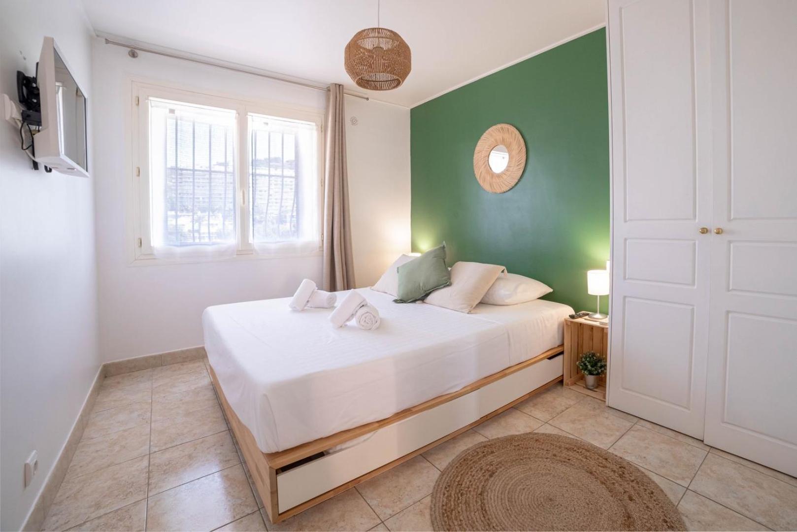 Elegance - Balcony & Quiet Near Shops Appartement